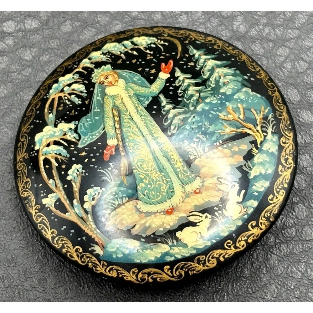 Vintage Ethnic Lacquer Brooch Pin Snow Maiden Fairy Princess Wood Hand Painted